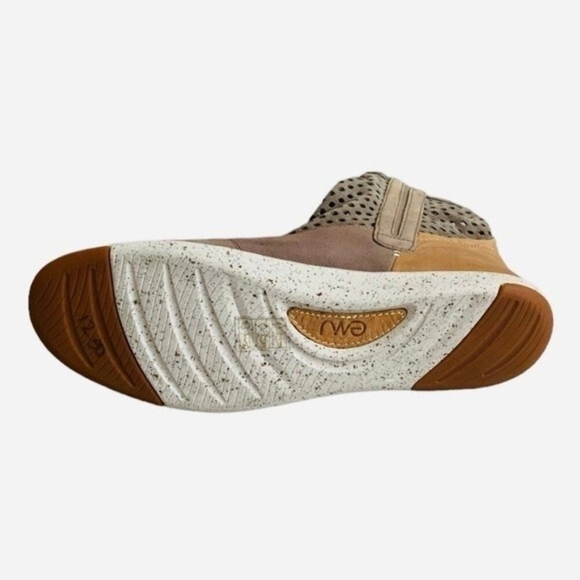 Emu Australia Numeralla Tan Suede Leather Perforated Ankle Boots Women’s 10 - Picture 6 of 6